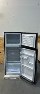 lot 141 image: Frigidaire 7.5 Cu. ft. Refrigerator, Platinum Series, Standard Door Style - Stainless Look