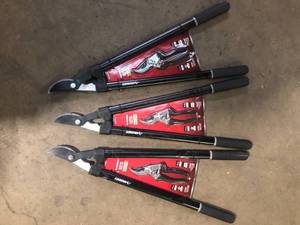 lot 11 image: Lot of 2-Piece Garden Tool Set (Lopper and Pruning Shears)    Customer Returns See Pictures