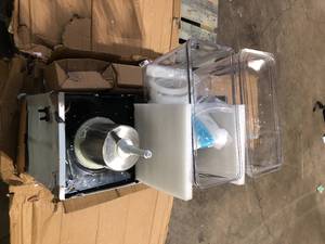 lot 48 image: SVOPES 9.6 Gal Ice Tea Drink Machine - 3 Tanks, 620W Stainless Steel Juice Dispenser with Thermostat for Restaurants & Parties Pieces Broken Customer Returns See Pictures