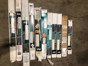 lot 55 image: Lot of Assorted Window Blinds Various Models and Conditions Customer Returns See Pictures