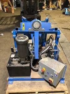 lot 57 image: Bucher Hydraulics Vertical Hydraulic Power Unit & Heat Exchanger , M-404-0131 in Blue Customer Returns See Pictures