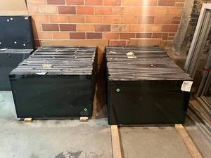 lot 60 image: (22) Tinted  40 38 x 25 Glass Panes