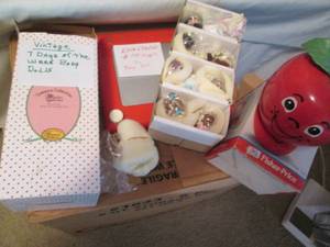 lot 23 image: Vintage etch-a-sketch, Crib & Playp...