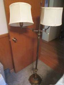 lot 31 image: Antique freestanding very heavy dua...