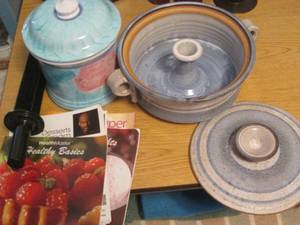 lot 41 image: Vintage glazed Stoneware casserole ...
