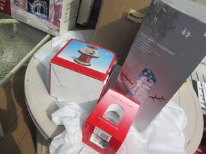 lot 71 image: 18in Fiber optical Snowman plus add...