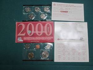 lot 300 image: United States Mint 2000 Denver uncirculated coin Set