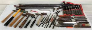 lot 186 image: Hammer, Punch, Chiesel, Crow Bar Lot