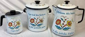 lot 103 image: Set of 3 Vintage Berggren Enamelware - Includes Steamer Pot, Small Coffee Pot, and Large Coffee Pot