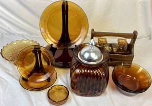 lot 130 image: Vintage Amber Glass Collection - Includes 13 Pieces