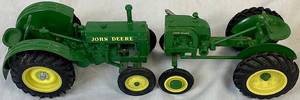 lot 154 image: 116 Pair of John Deere Die-Cast Metal Tractors 1935 Model BR ERTL #2778 and ERTL Toy Tractor Times 1990 Anniversary Model A Tractor