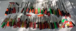 lot 184 image: Giant Assortment of Flat Head Screw Drivers
