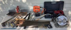 lot 190 image: Various Saws - Corded and Hand with Lopper and Hand Winch