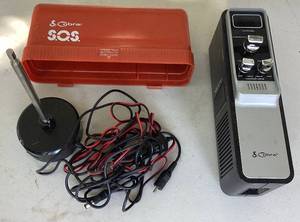 lot 197 image: Cobra S.O.S. Emergency CB Radio Model 39LTD