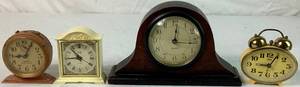 lot 240 image: Assortment of Vintage Clocks - Westlock Ben De Luxe, Linden Black Forest, Vintage Elgin and Gilbert Mantle Clock