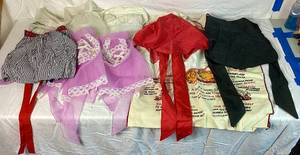 lot 265 image: Bundle of Vintage Aprons - 9 Pieces