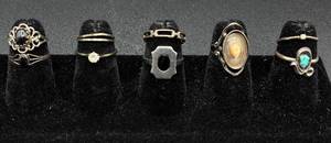 lot 214 image: Sterling Silver Rings - Sizes 5 and 6 Total Weight -0.484oz