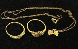 lot 12 image: 10K Gold - Black Hills Gold - Rings and Necklace