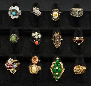 lot 229 image: Large Variety of Size 5-6.5 Rings