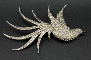 lot 12A image: MB Boucher Right Facing Pave Swallow Bird Pin