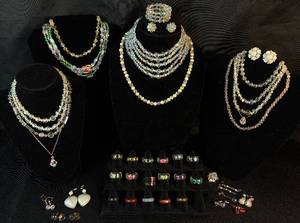 lot 294 image: Vintage Crystal Beaded Necklaces, Earrings and Translucent Rings
