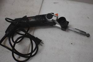 lot 6 image: WEN 6307 Variable Speed Detailing File Sander with 12-by-18-Inch Belt