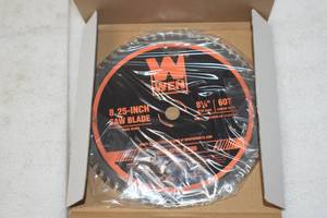 lot 30 image: WEN BL0860 8.25-Inch 60-Tooth Fine-Finish Carbide-Tipped Circular Saw Blade..
