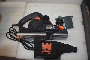 lot 42 image: WEN 6530 3-14 in. 6 Amp Corded Hand Planer