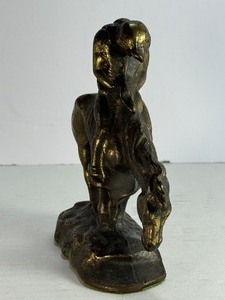 lot 163 image: Vintage J.E. Fraser End of the Trail Native American Figurine Statue