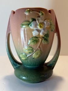 lot 80 image: Vintage Roseville Pottery White Rose Handled Vase 983-7, Pink &amp Green, Mid-Century 1940s Art Deco
