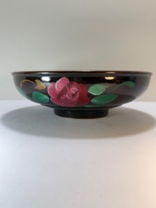lot 131 image: VINTAGE RED WING POTTERY HAND-PAINTED FLORAL BROWN GLAZE MIXING BOWL INCised Mark