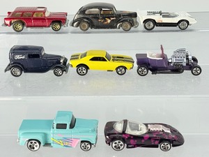 lot 36 image: Lot of 8 Vintage Hot Wheels Diecast Cars (1980s-1990s) 55 Nomad, Camaro, Flashsider, 40 Ford, &amp More