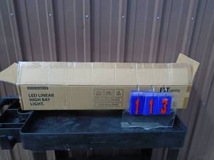 lot 113 image: New 38 led high bay motion detector light. As shown.