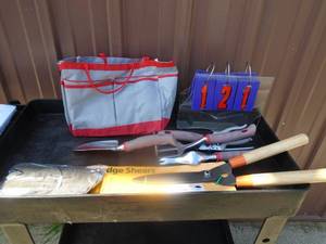 lot 121 image: New hedge shear & garden tools. As shown.