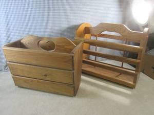 lot 21 image: (F-2) 2 Wood Magazine Racks  Holde...
