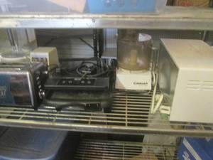 lot 56 image: (G-1) Assorted Kitchen Appliances...