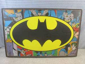 lot 70 image: (FS) Framed Batman Wall Decor 23 1...