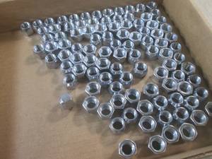 lot 107 image: (BS) 100 New Lug Nuts 12x20 60 Deg...
