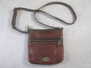 lot 108 image: (BS) Fossil Purse...