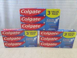 lot 164 image: (EC1) 3- 3 Value Packs of Colgate C...