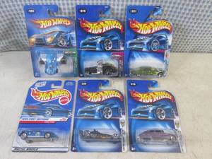 lot 182 image: (EC1) Assorted Hot Wheels in Packag...
