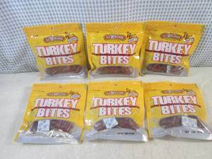 lot 218 image: (C-2) 6 Bags of Old Wisconsin Turke...