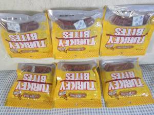 lot 220 image: (C-2) 6 Bags of Old Wisconsin Turke...