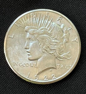 lot 14 image: 1922-S Peace Silver Dollar
