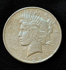 lot 17 image: 1922-D Peace Silver Dollar