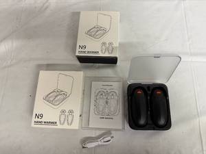 lot 19 image: 2 Packs of Electrical Hand Warmers