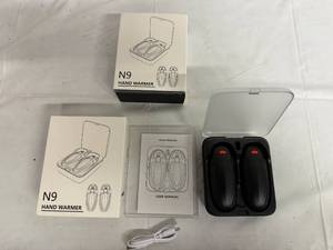 lot 21 image: 2 Packs of Electrical Hand Warmers