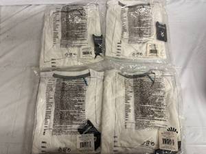 lot 60 image: 4 White Mens Hydroflask T-Shirts - Small