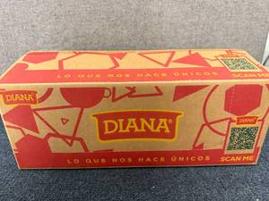 lot 98 image: 24 Bags of Diana Spicy Lime Corn Sticks