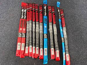 lot 212 image: 12 Jack Links Beef Sticks